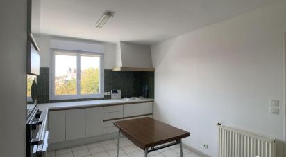 Apartment 8 rooms of 177 m² in Reims (51100)