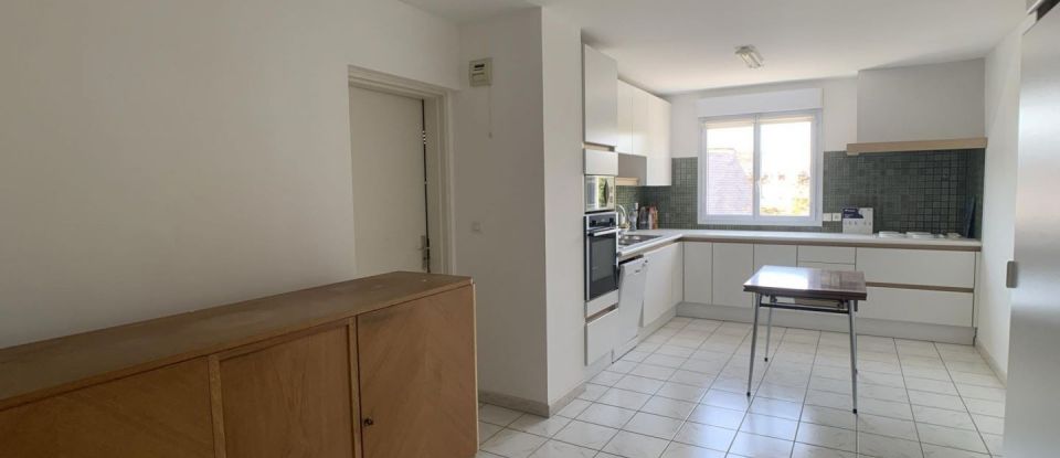 Apartment 8 rooms of 177 m² in Reims (51100)