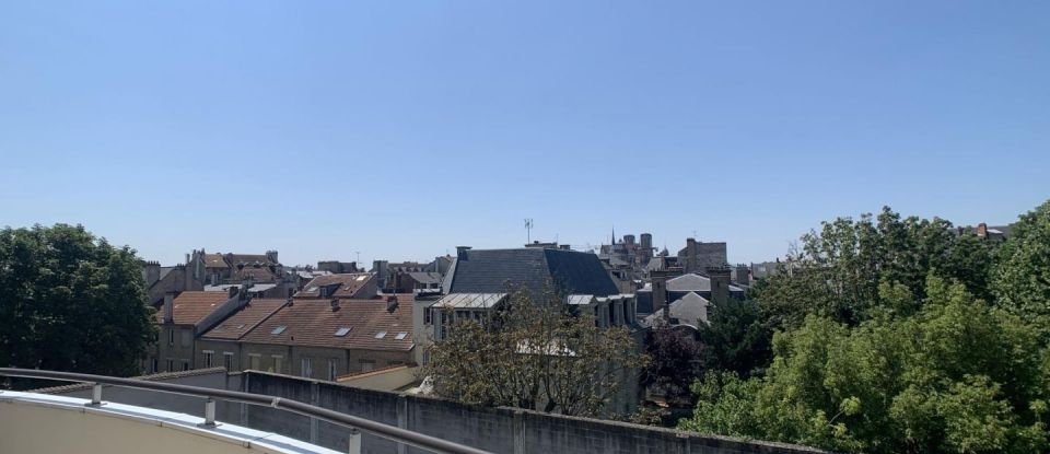 Apartment 8 rooms of 177 m² in Reims (51100)