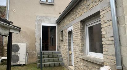 House 6 rooms of 136 m² in Roucy (02160)