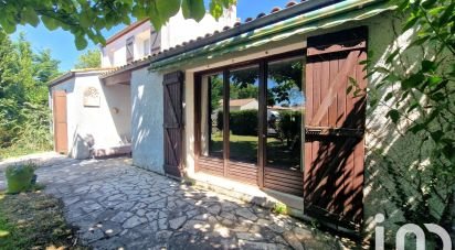 Traditional house 6 rooms of 110 m² in Fouras (17450)