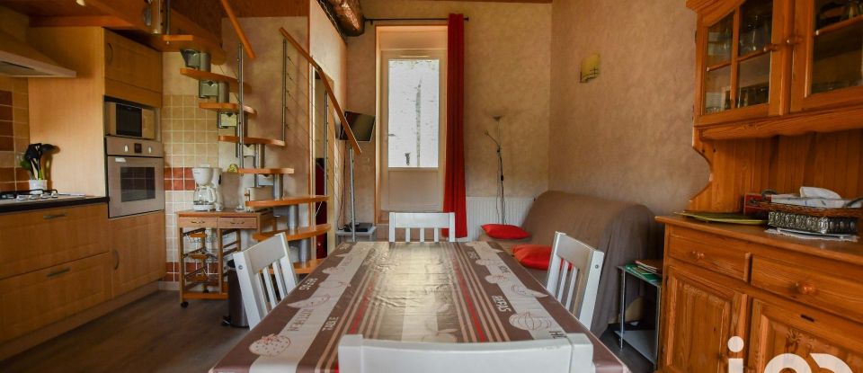 Maison 3 pièces de 60 m² à Saint-Priest-Taurion (87480)