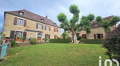 Country house 13 rooms of 372 m² in Miers (46500)