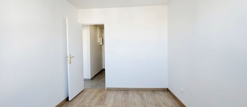 Apartment 2 rooms of 42 m² in Montrouge (92120)