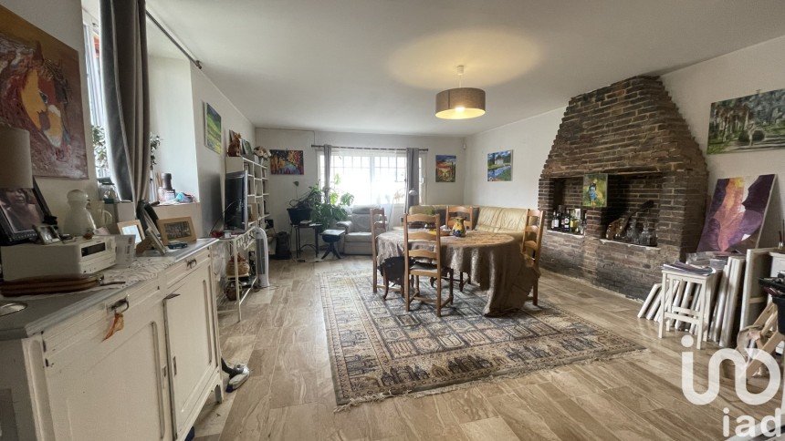 Maison 5 pièces de 143 m² à Lèves (28300)