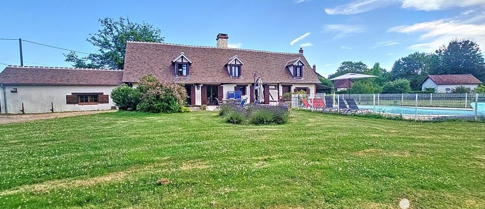 Maison traditionnelle 7 pièces de 165 m² à Pierrefitte-ès-Bois (45360)