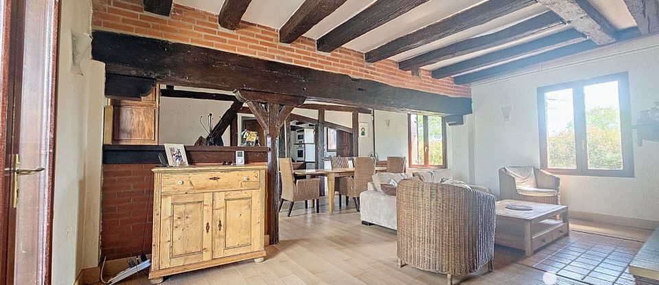 Maison traditionnelle 7 pièces de 165 m² à Pierrefitte-ès-Bois (45360)