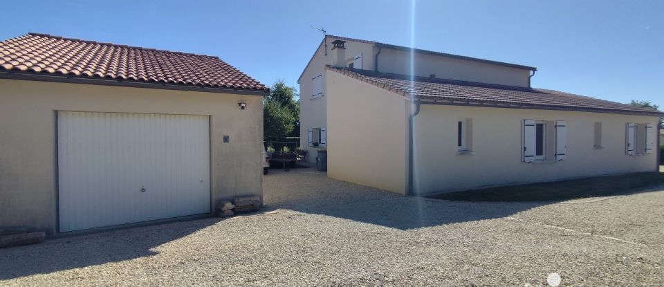 Maison 6 pièces de 180 m² à Chiché (79350)