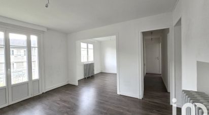 Apartment 3 rooms of 66 m² in Lourdes (65100)