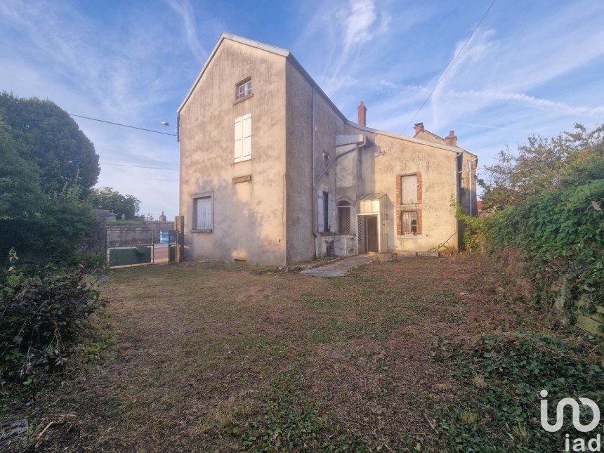 Maison 8 pièces de 156 m² à Laignes (21330)