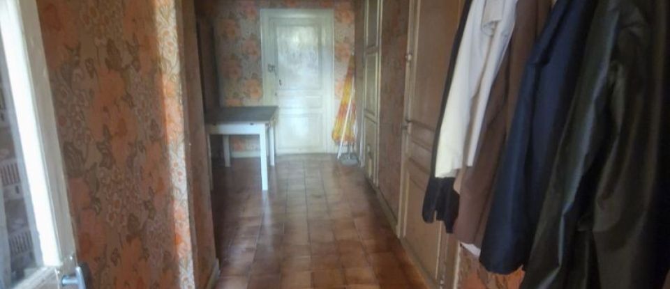 House 8 rooms of 156 m² in Laignes (21330)