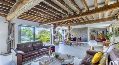 Maison 9 pièces de 340 m² à Bréançon (95640)