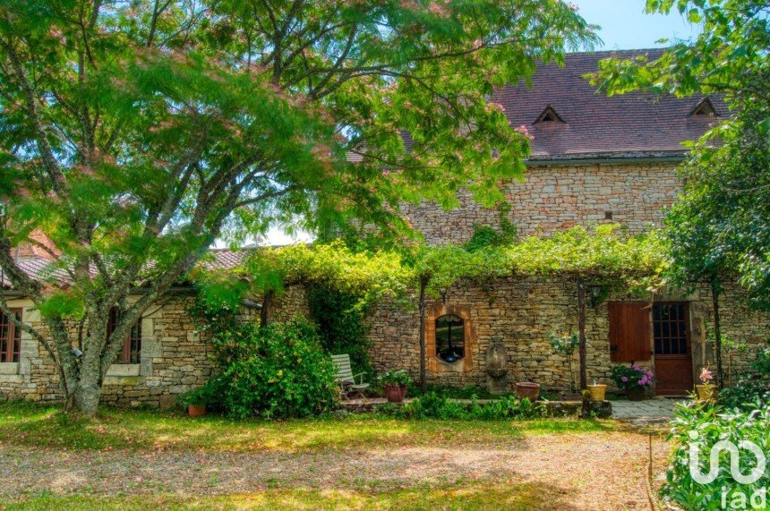 Maison 4 pièces de 120 m² à Florimont-Gaumier (24250)