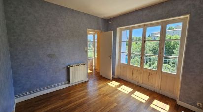 Town house 4 rooms of 77 m² in Lyas (07000)