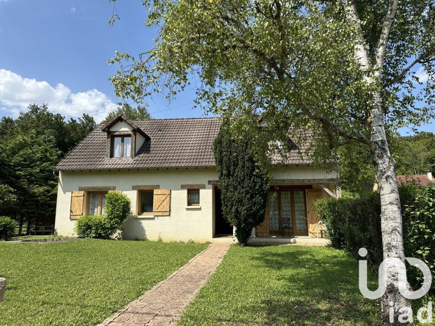 Maison 8 pièces de 157 m² à Villeneuve-sur-Yonne (89500)