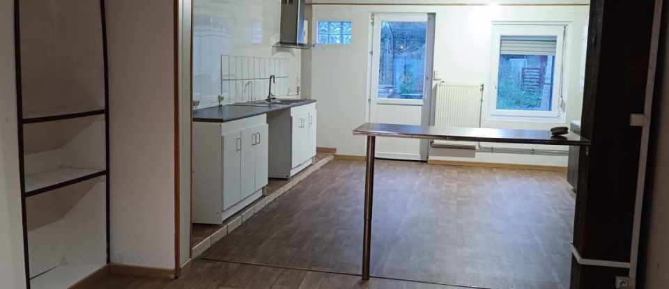 Town house 3 rooms of 67 m² in Marpent (59164)