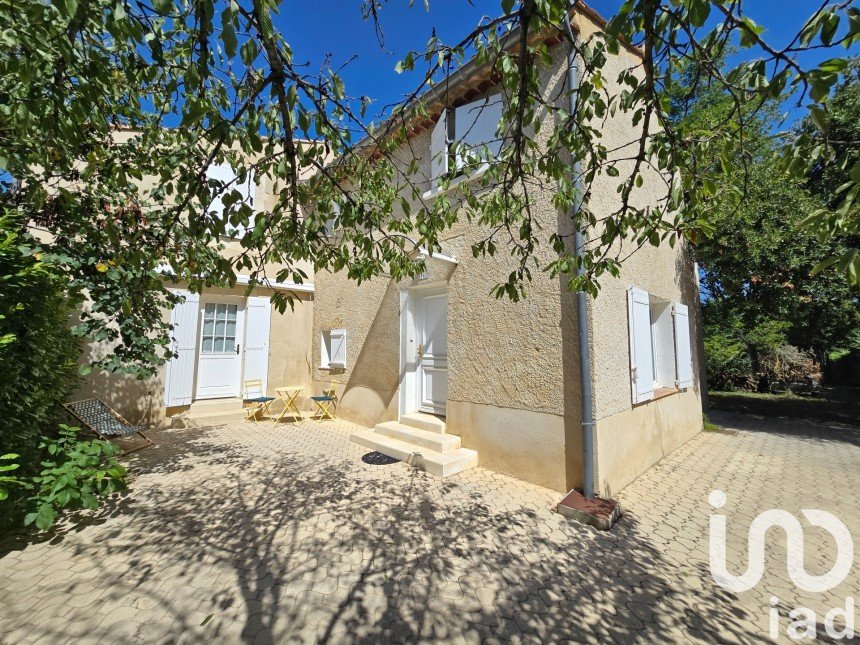 Maison traditionnelle 6 pièces de 108 m² à Bagnols-sur-Cèze (30200)