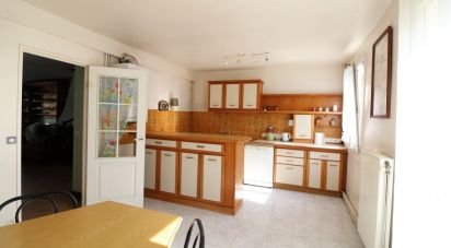 Maison traditionnelle 6 pièces de 110 m² à Magny-les-Hameaux (78114)