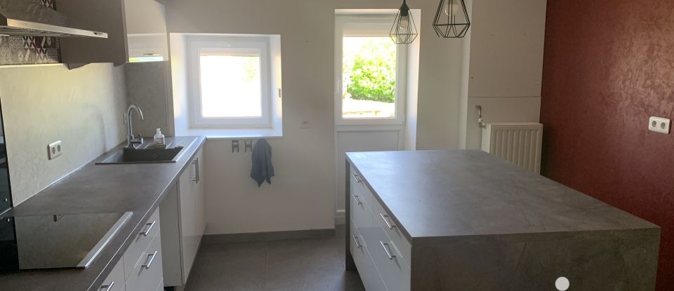 Maison 6 pièces de 135 m² à Langres (52200)