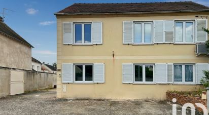 Maison 7 pièces de 450 m² à Moissy-Cramayel (77550)