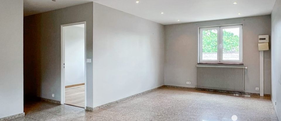 Maison 7 pièces de 450 m² à Moissy-Cramayel (77550)