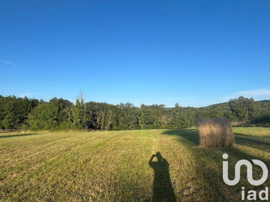 Terrain de 2 995 m² à Tamniès (24620)