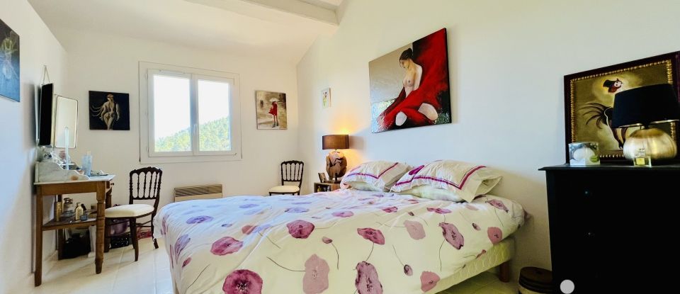 Bastide 5 rooms of 170 m² in Fréjus (83600)