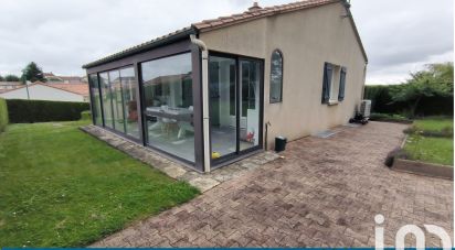 Traditional house 4 rooms of 134 m² in Sèvremont (85700)