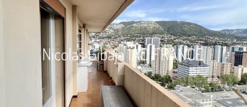 Appartement 5 pièces de 105 m² à Toulon (83000)