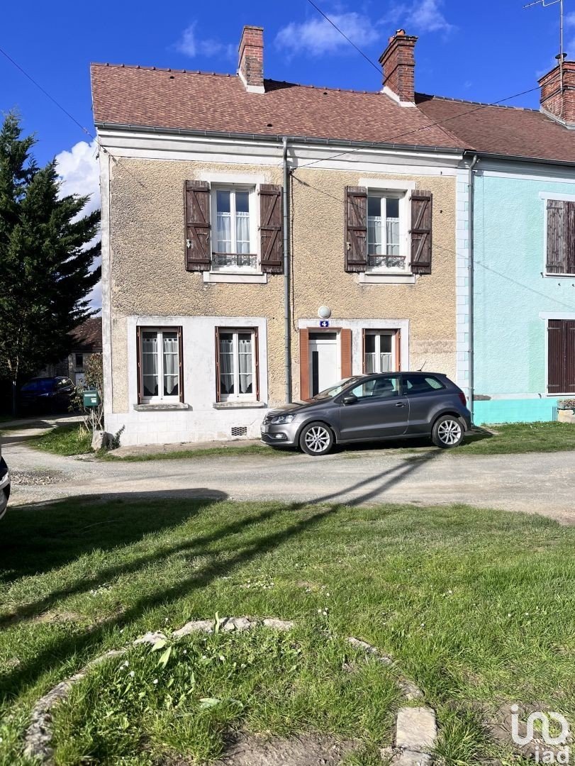 Town house 3 rooms of 82 m² in Tousson (77123)