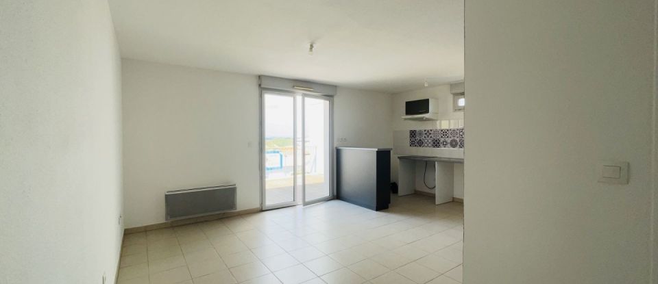 Apartment 3 rooms of 67 m² in Agde (34300)