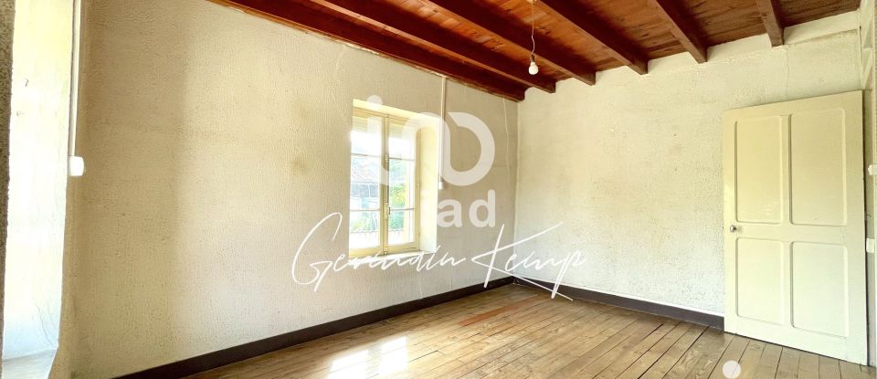 Traditional house 5 rooms of 136 m² in Dolomieu (38110)