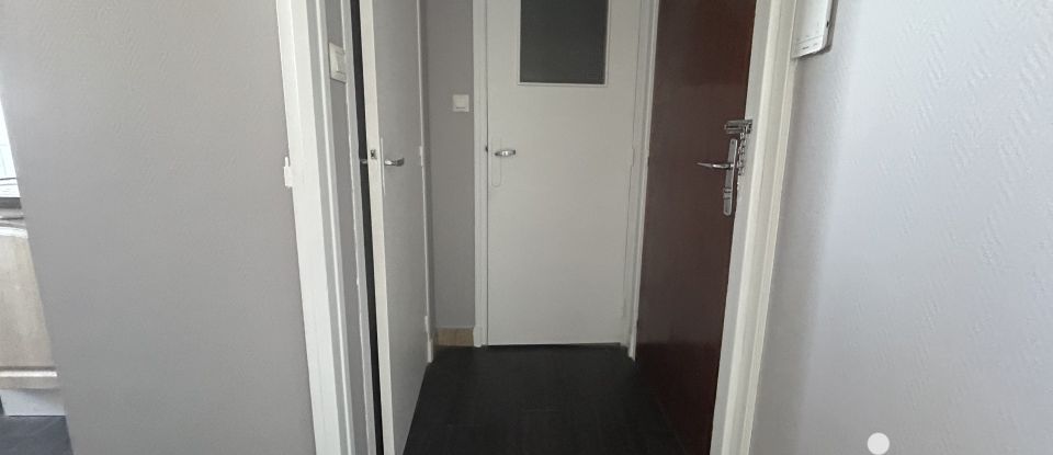 Appartement 1 pièce de 26 m² à Montluçon (03100)