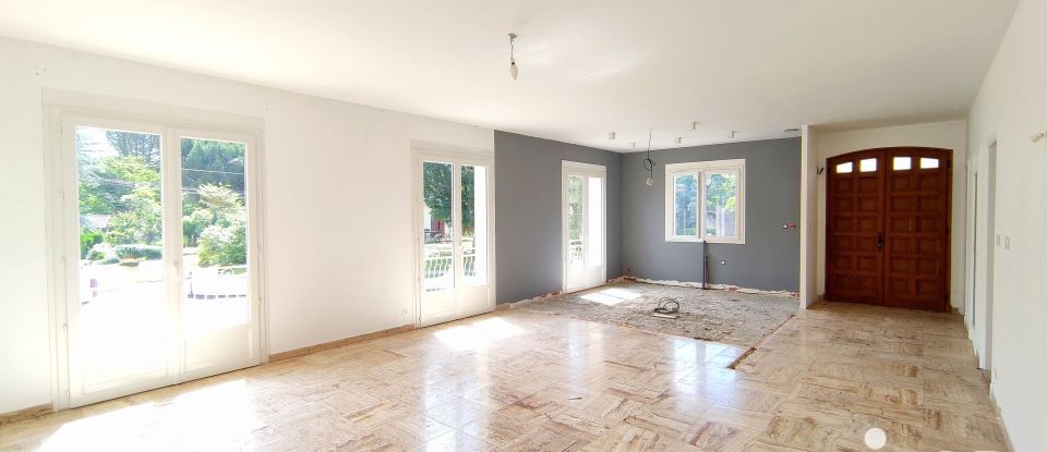 Maison traditionnelle 4 pièces de 85 m² à Carmaux (81400)