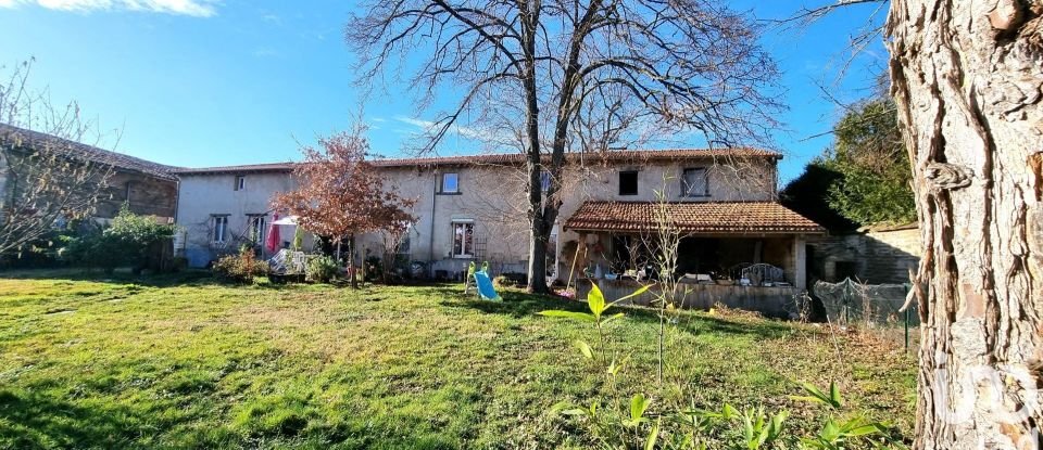 Maison 7 pièces de 151 m² à Randan (63310)