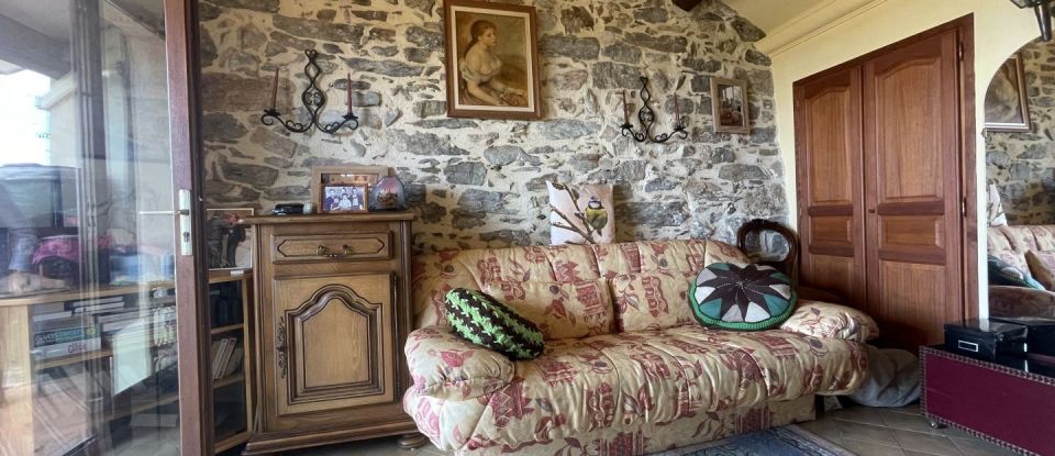 House 5 rooms of 95 m² in Sallèles-Cabardès (11600)