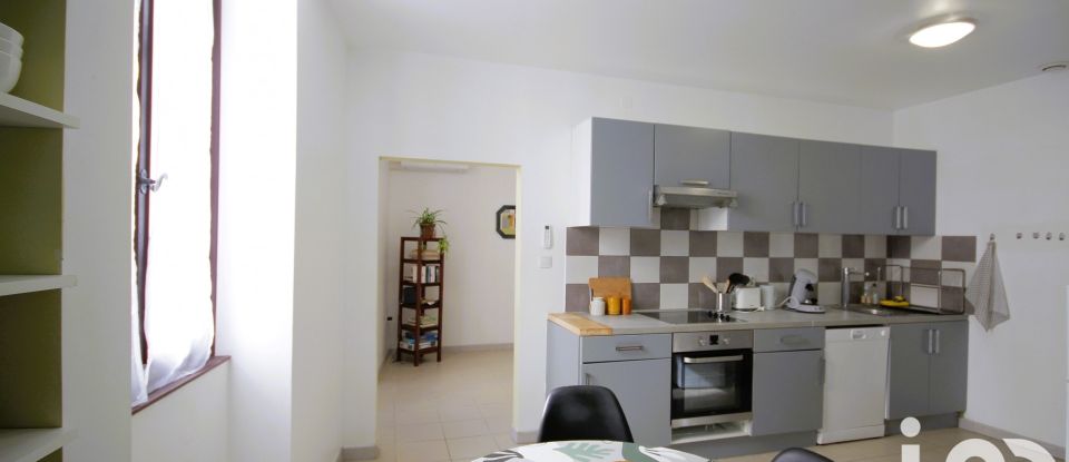 Maison de ville 3 pièces de 75 m² à Nîmes (30000)