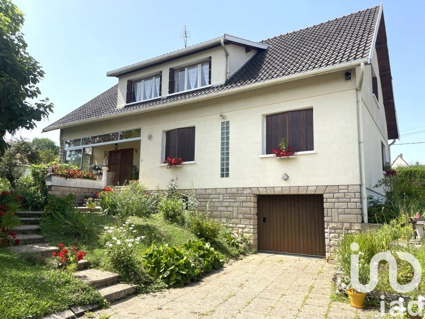 Maison 7 pièces de 144 m² à Ervy-le-Châtel (10130)