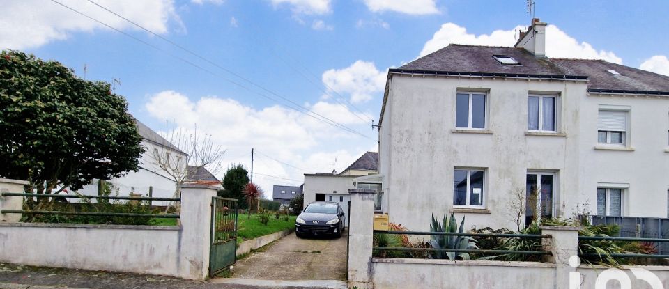 Maison 4 pièces de 80 m² à Gourin (56110)