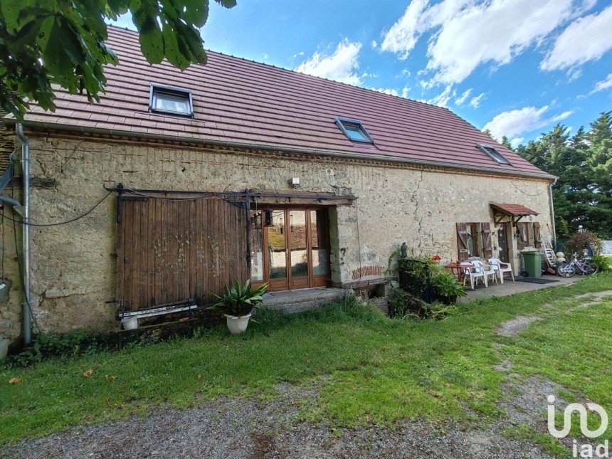 House 8 rooms of 215 m² in Bresnay (03210)