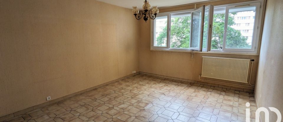 Apartment 3 rooms of 64 m² in Tarbes (65000)