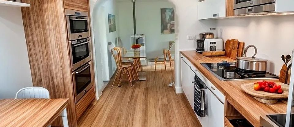 Maison 4 pièces de 90 m² à Saint-Émilion (33330)