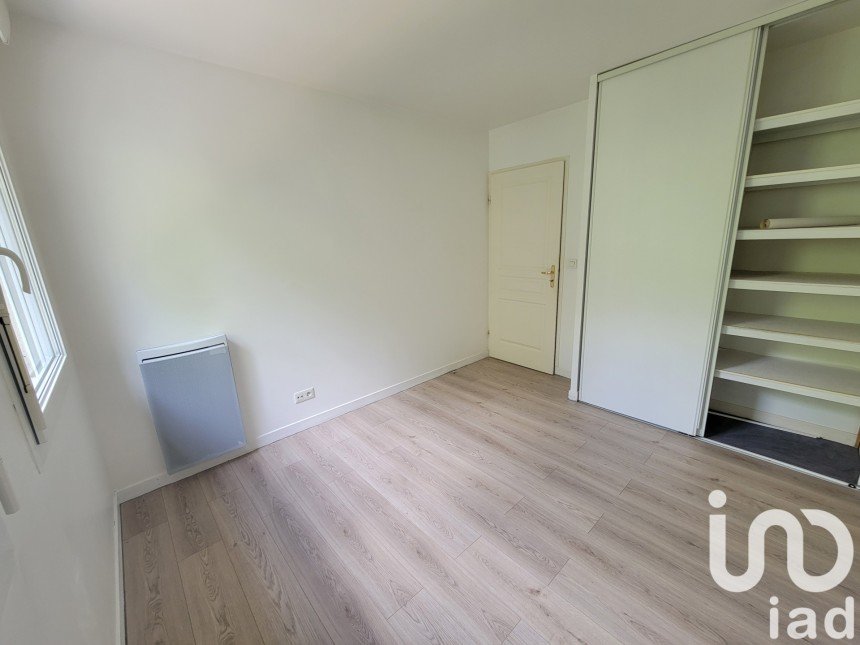 Apartment 2 rooms of 36 m² in Amiens (80000)