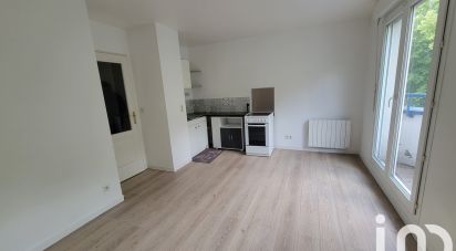 Apartment 2 rooms of 36 m² in Amiens (80000)