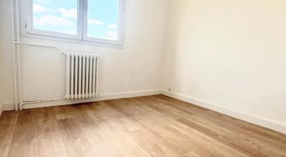 Appartement 3 pièces de 68 m² à Suresnes (92150)