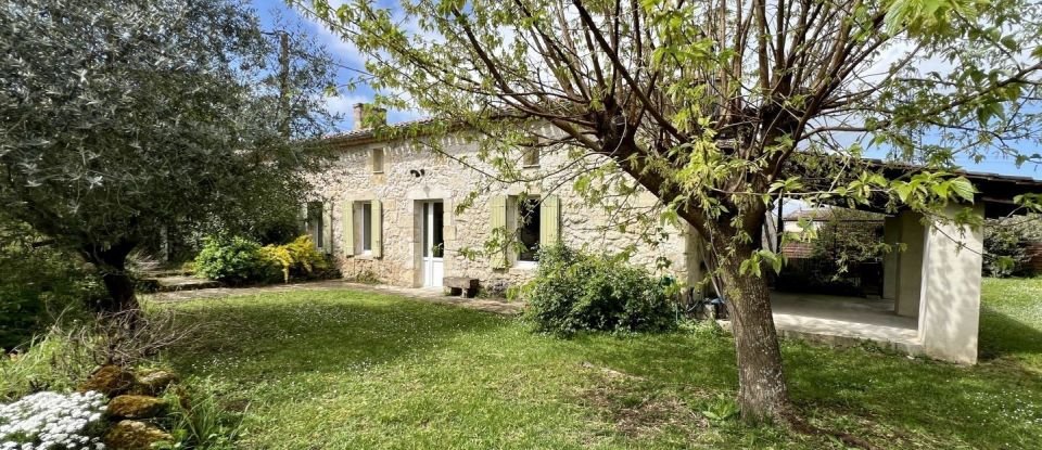 Maison 5 pièces de 155 m² à Périssac (33240)