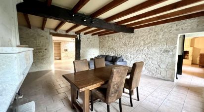 House 5 rooms of 155 m² in Périssac (33240)