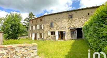 Traditional house 6 rooms of 182 m² in Champagnac-le-Vieux (43440)