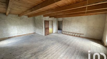 Maison traditionnelle 7 pièces de 180 m² à Chaniat (43100)