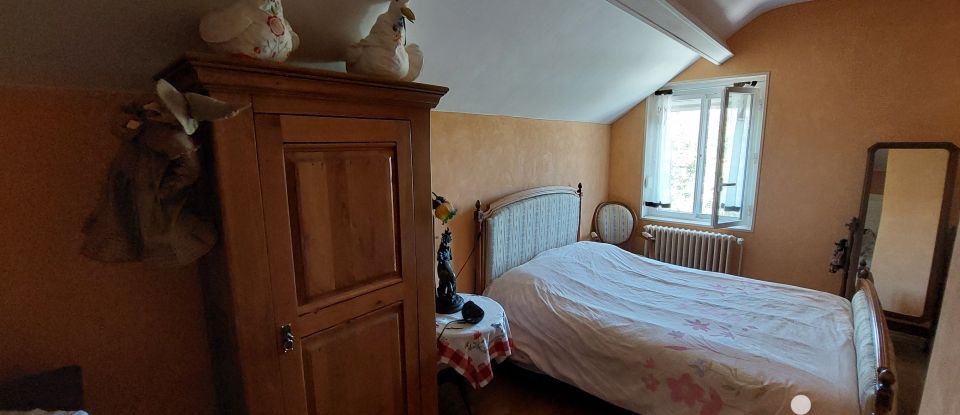 House 5 rooms of 120 m² in Ciry-le-Noble (71420)